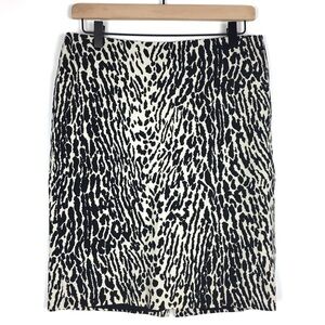 TALBOTS Pencil Skirt Animal Print Textured Classic Style Cheetah Petite Size 6P